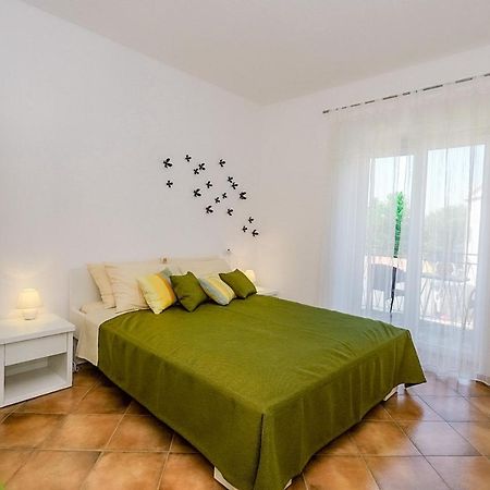 Apartmani Nina Rovinj Zewnętrze zdjęcie